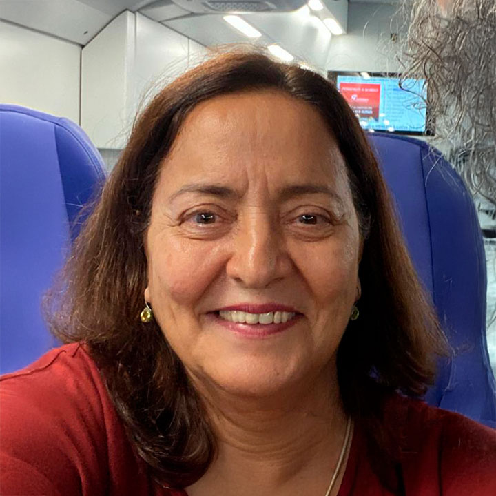 Rosa-Reis-s Ana Clara Gavião