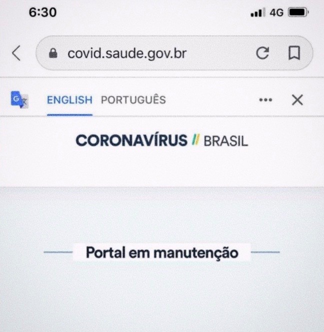 O painel branco e a política do faz de conta
